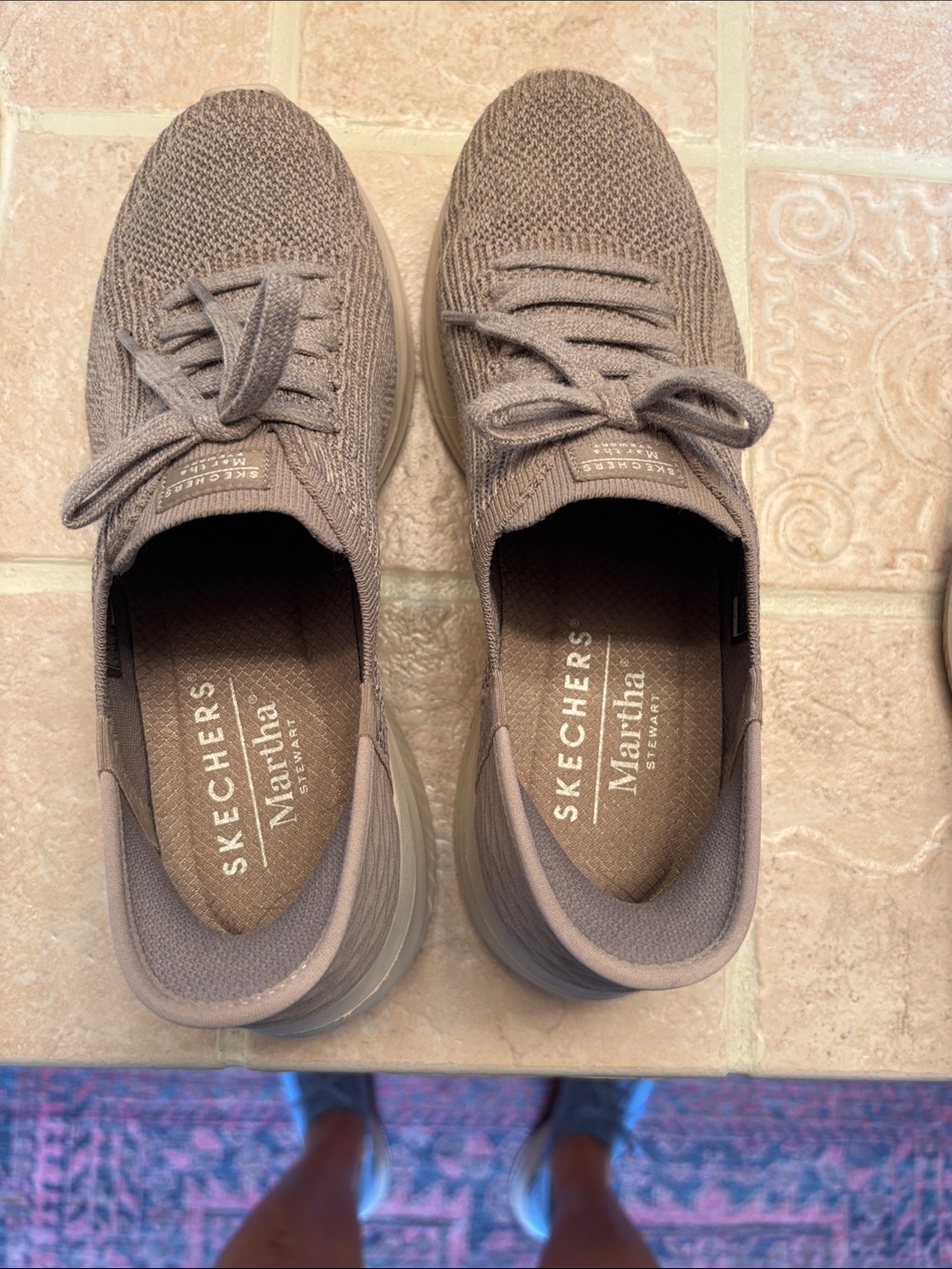 Skechers Women’s Taupe Knit Lace-Up Slip-ins Sneakers Size 9